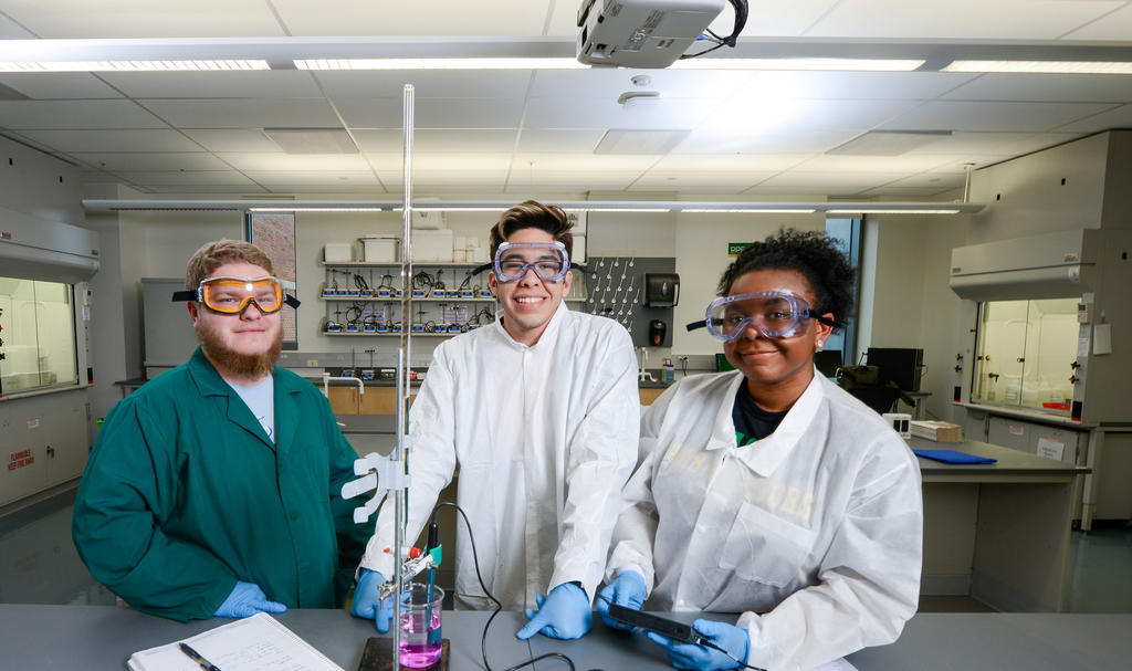 Tristan, Daniel and Rosemary in lab
