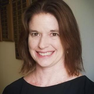 Photo of Dr. Tina Bell