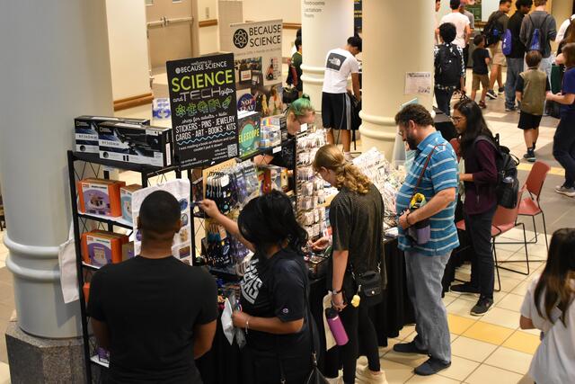 Several vendors attended, offering participants to learn and enjoy science.